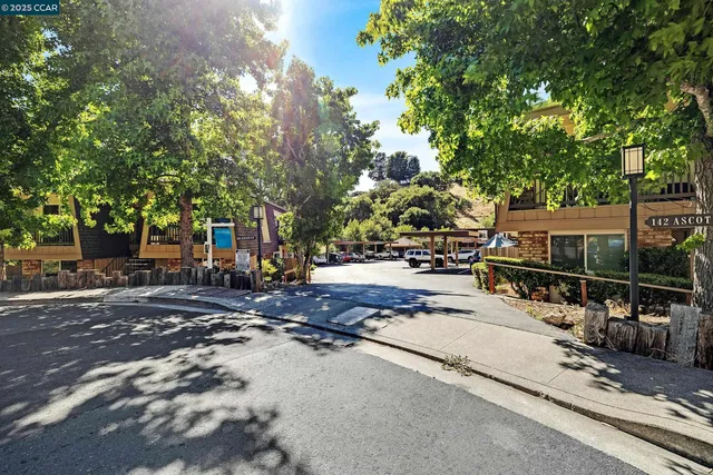 $479,000 | 146 Ascot Court, Unit 2, Moraga, CA 94556