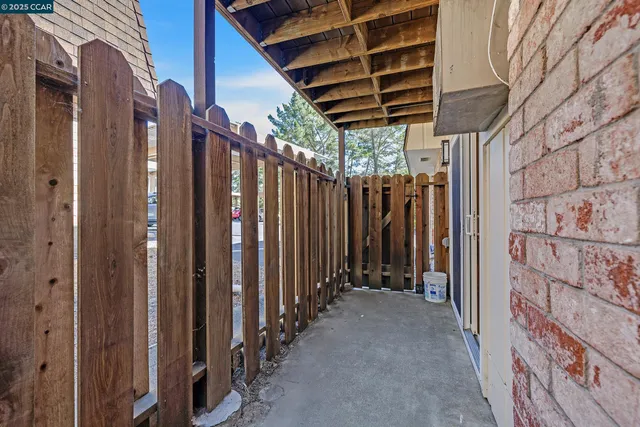 $479,000 | 146 Ascot Court, Unit 2, Moraga, CA 94556