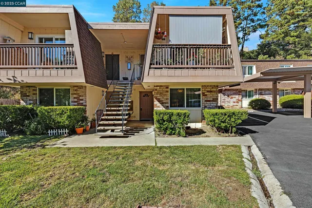 $479,000 | 146 Ascot Court, Unit 2, Moraga, CA 94556