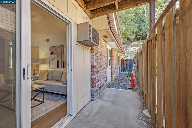 $479,000 | 146 Ascot Court, Unit 2, Moraga, CA 94556