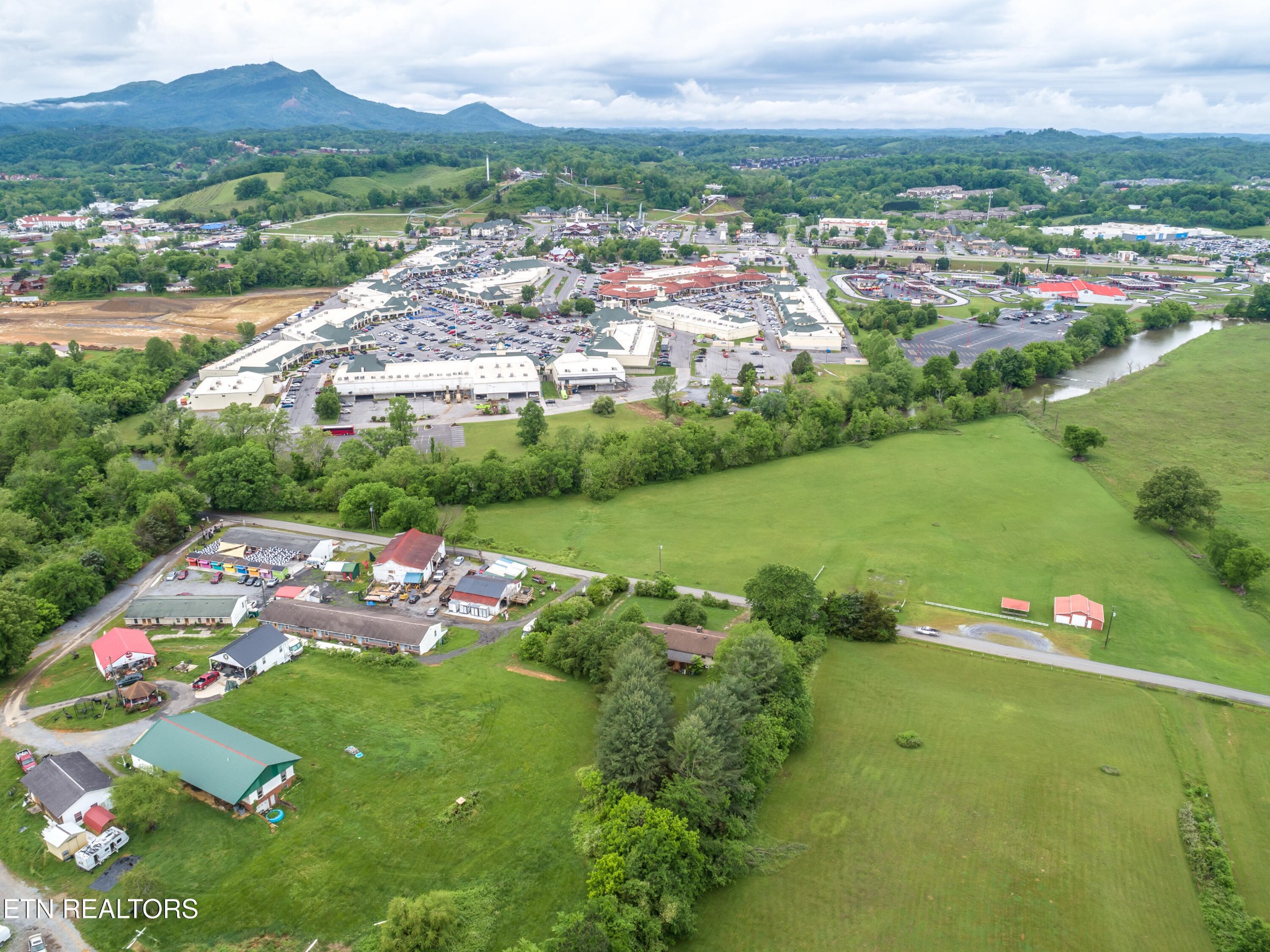 375 Rainbow Road Sevierville, TN 37862 - Photo 57 of 58 a view of a lake with a city