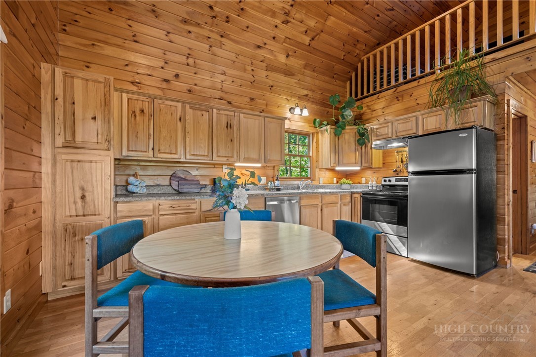 2163 Phillips Gap Road West Jefferson, NC 28694 - Photo 18 of 47
