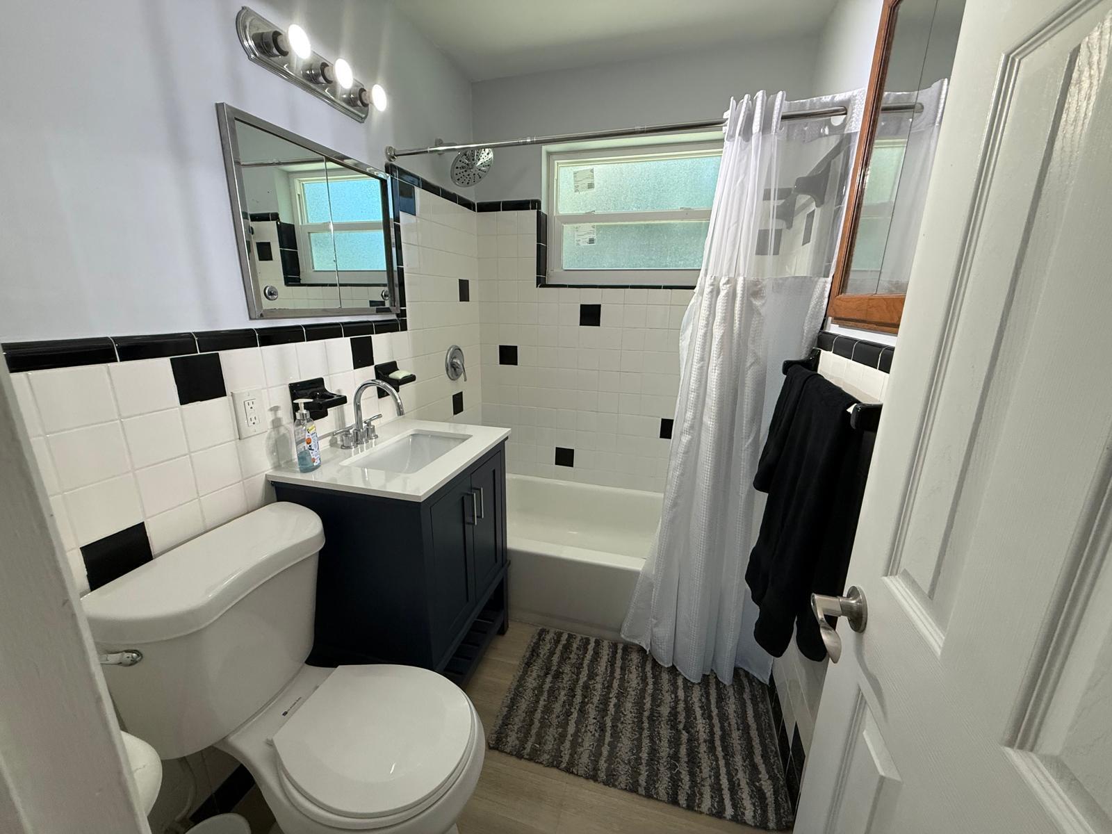 9015 Twig Road Wellington, FL 33467 - Photo 10 of 16 guest bathroom