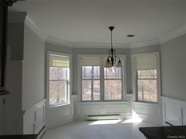 $3,600 | 2 Long Hill Road, Highland Mills, NY 10930