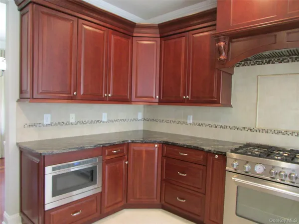 $3,600 | 2 Long Hill Road, Highland Mills, NY 10930