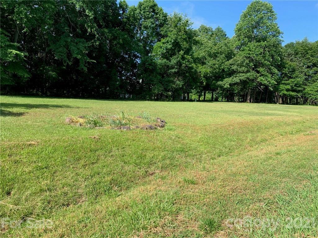 13227 Woody Point Road Charlotte, NC 28278 - Photo 3 of 13 Gallery Image 3