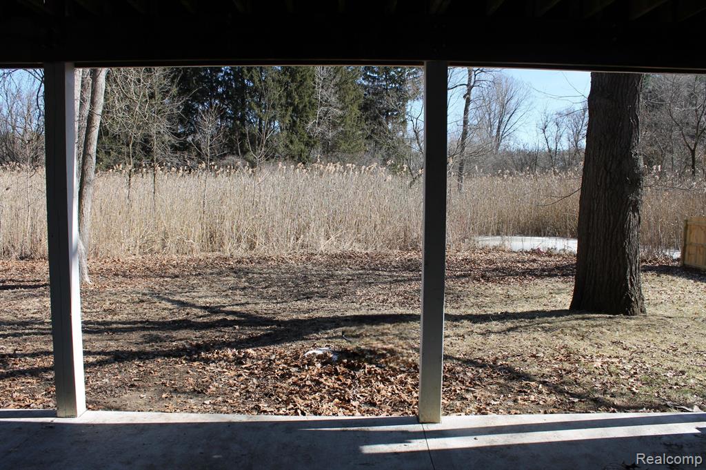9611 Whitewood Road Pinckney, MI 48169 - Photo 30 of 38 Gallery Image 30