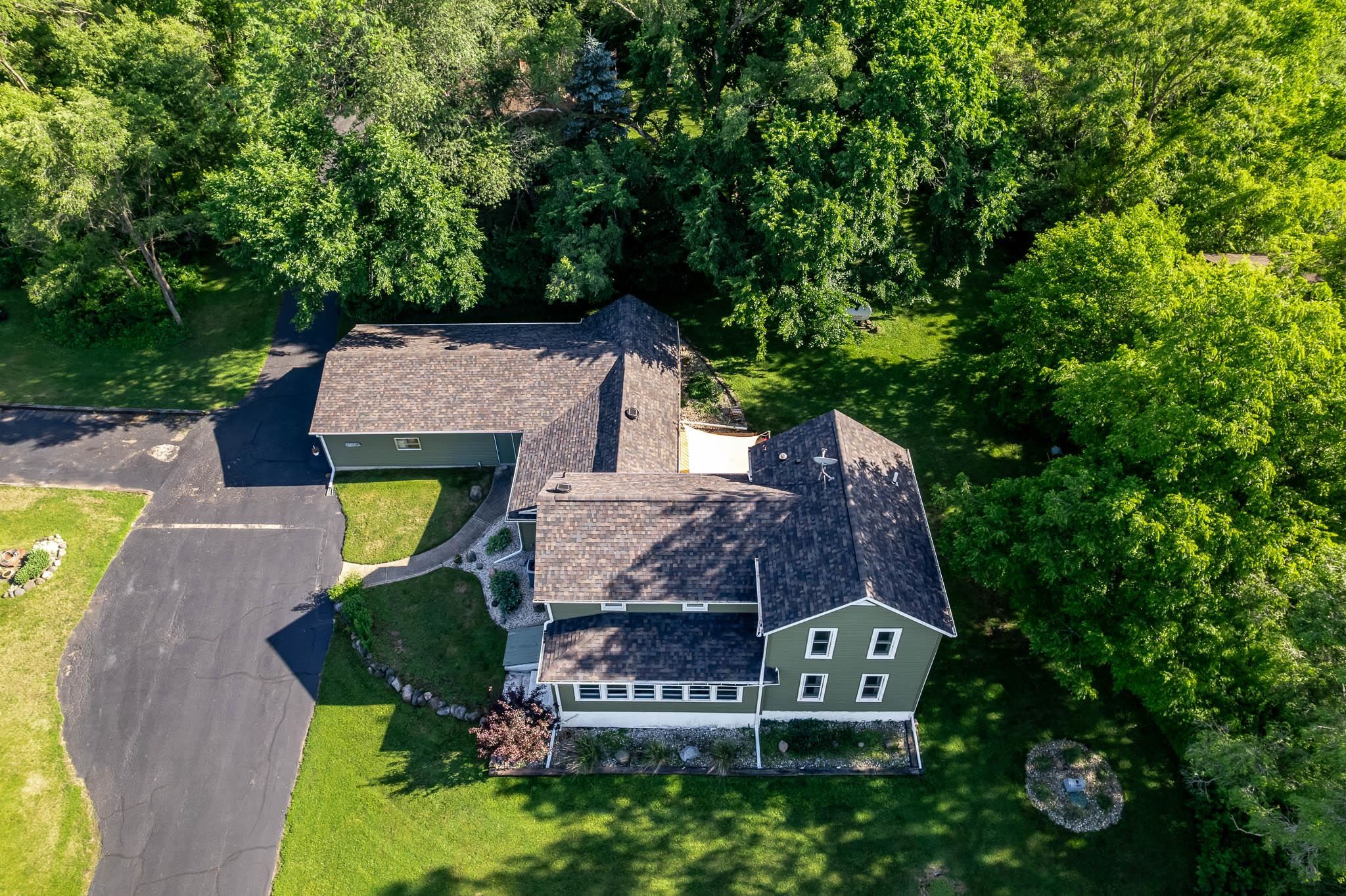 8321 Blomberg Road Cherry Valley, IL 61016 - Photo 3 of 65