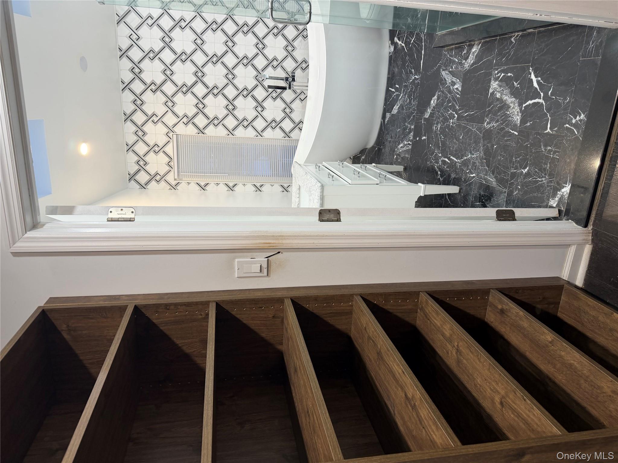 731 Hungry Harbor Road Valley Stream, NY 11581 - Photo 3 of 6