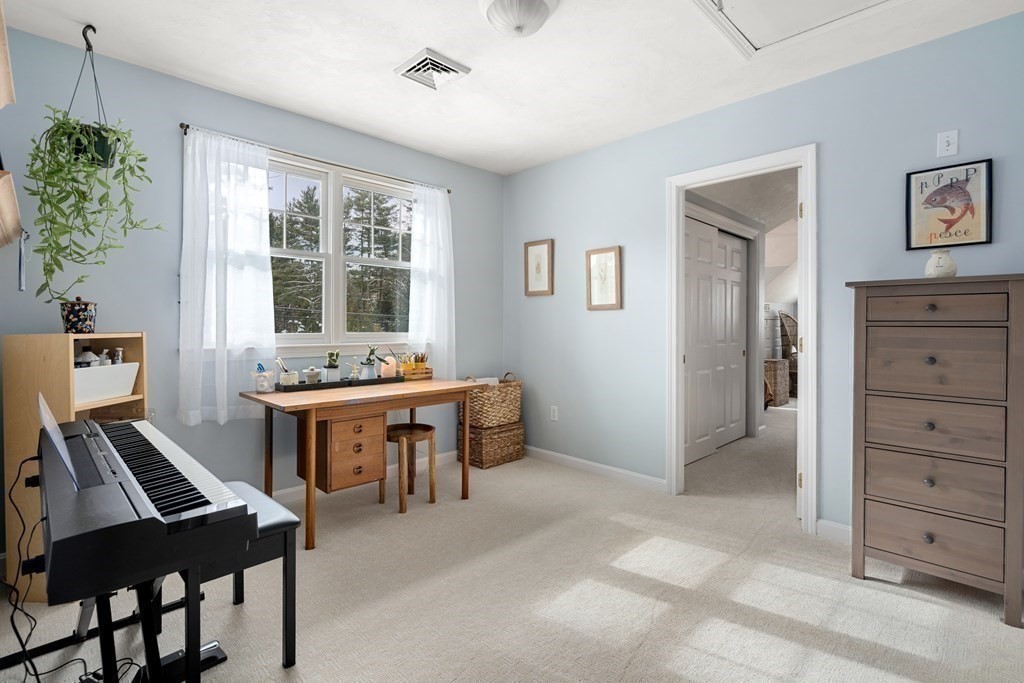 494 Hudson Road Sudbury, MA 01776 - Photo 16 of 33 Gallery Image 16