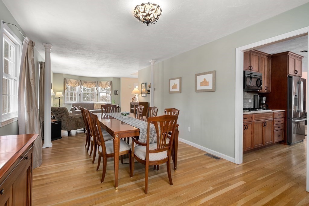 494 Hudson Road Sudbury, MA 01776 - Photo 6 of 33 Gallery Image 6