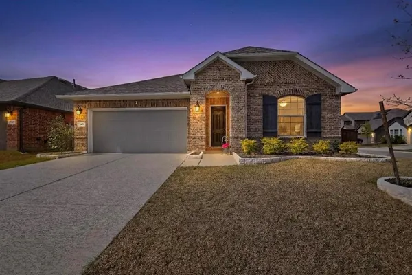 $359,900 | 1805 Arbor Drive, Forney, TX 75126