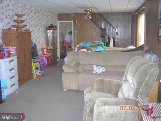353 Morgantown Road Reading, PA 19611 - Photo 4 of 6