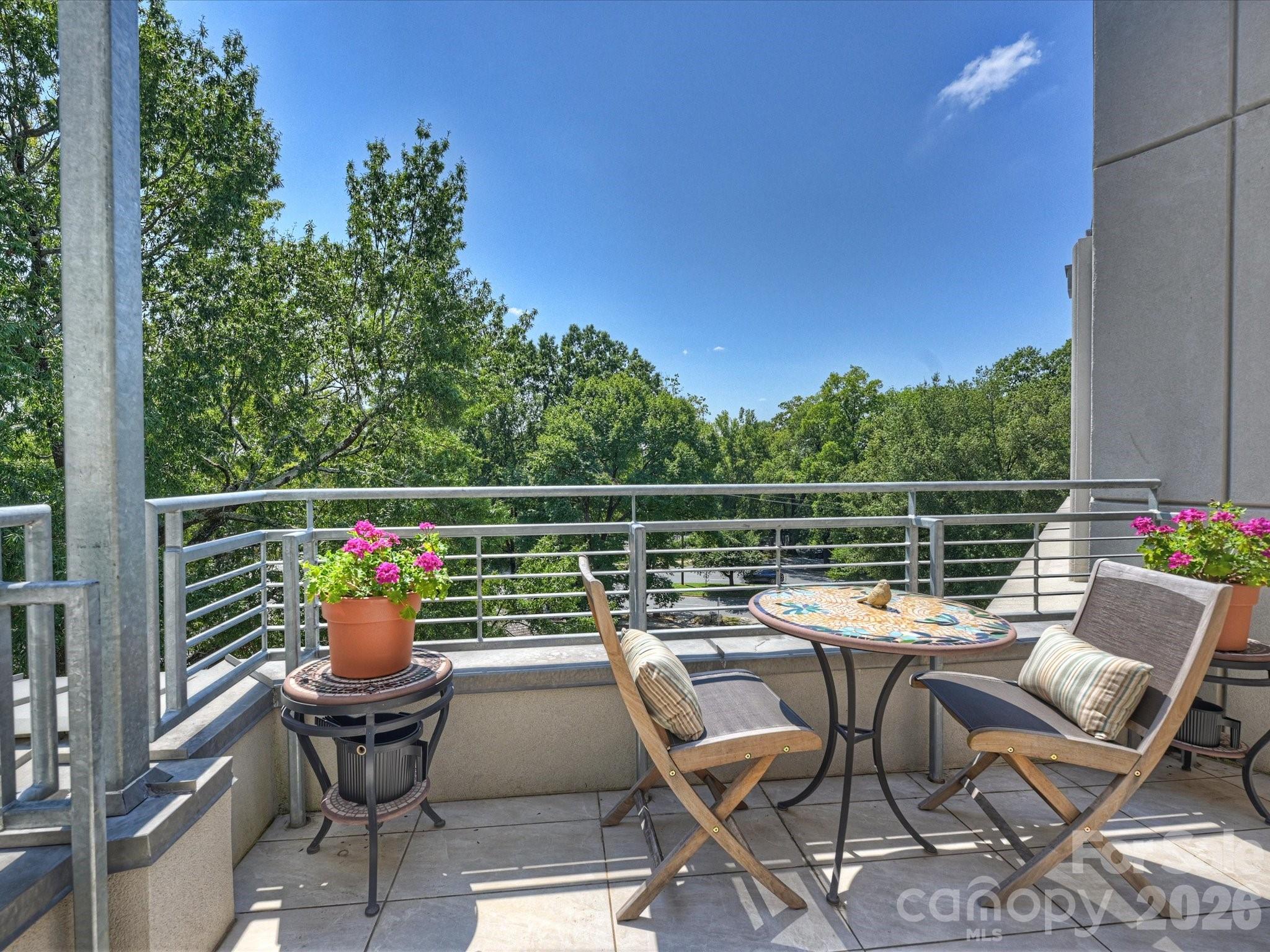 1333 Queens Road, Unit E4 Charlotte, NC 28207 - Photo 46 of 48 Gallery Image 46