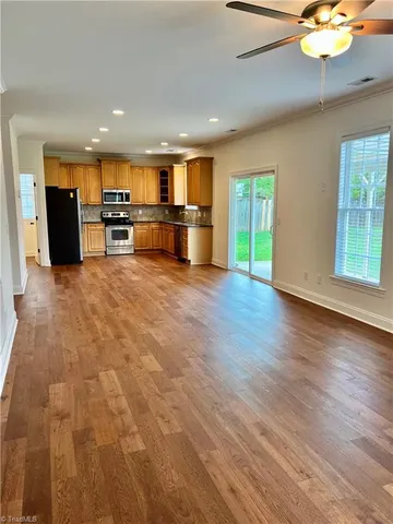 $2,495 | 228 Cabot Drive, Winston-Salem, NC 27103