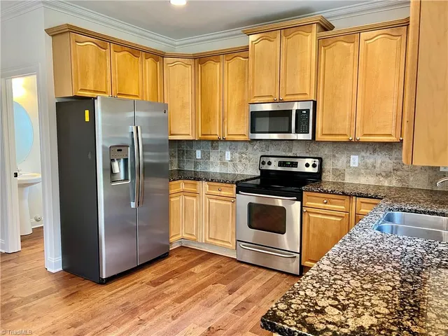 $2,495 | 228 Cabot Drive, Winston-Salem, NC 27103