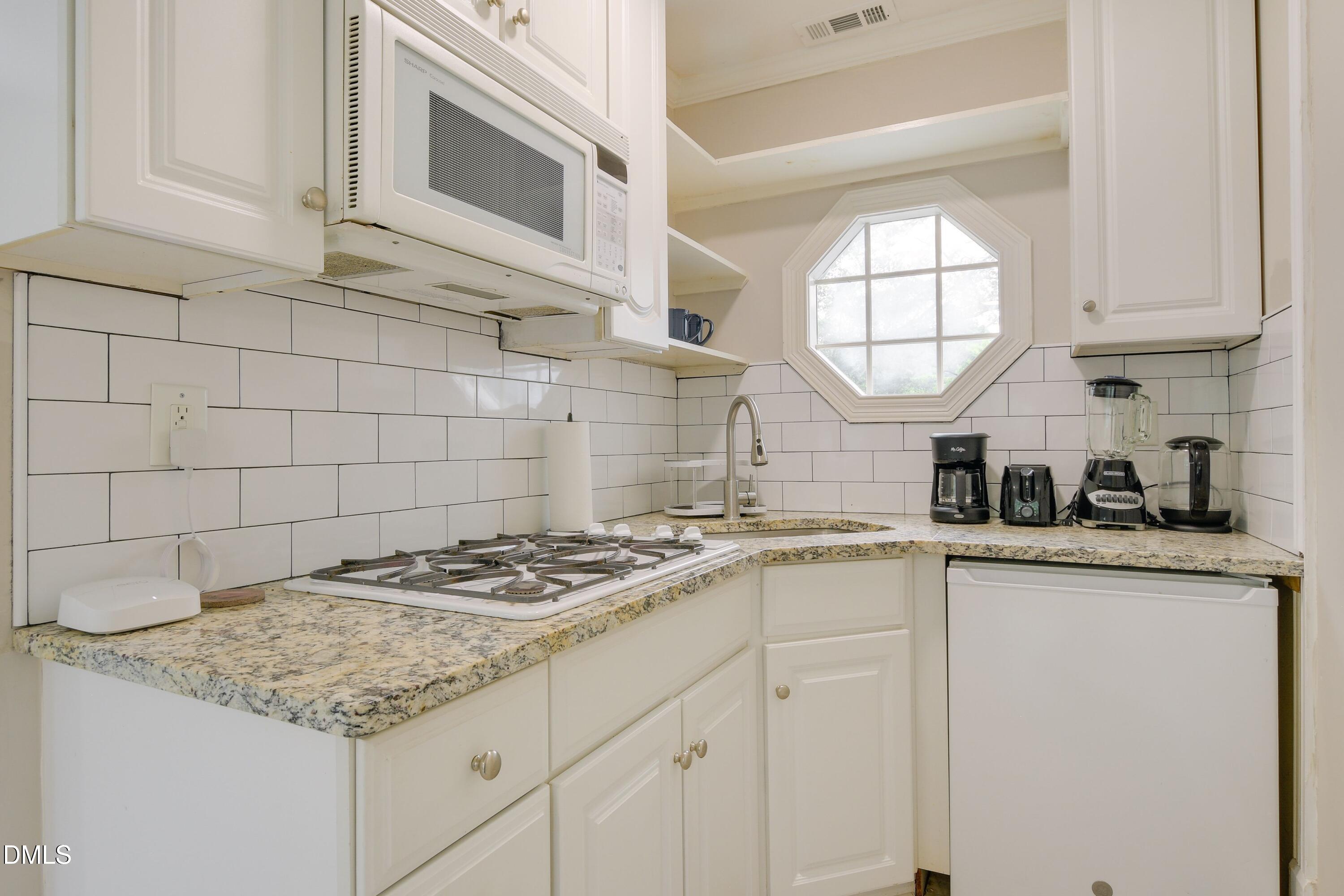 4125 Farrington Road Durham, NC 27707 - Photo 18 of 39 20251121165137907311000000-o