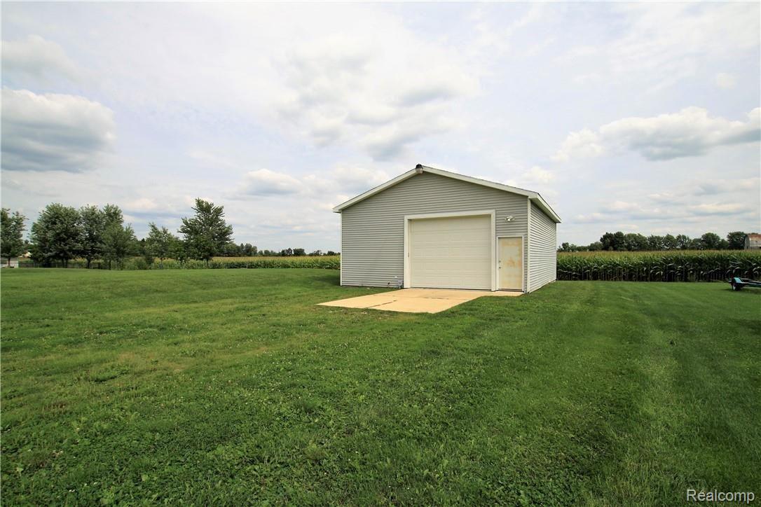 7455 Morrish Road Swartz Creek, MI 48473 - Photo 4 of 18 IMG_9590.JPG