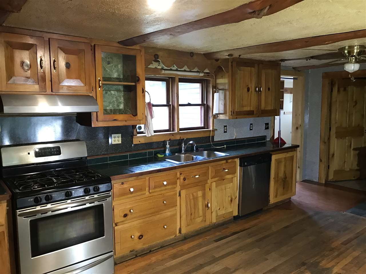13 Moeller Road Hartland, VT 05089 - Photo 3 of 19