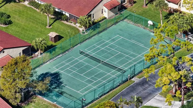 $2,500 | 3711 Pinecone Court, Unit 168, Sarasota, FL 34238