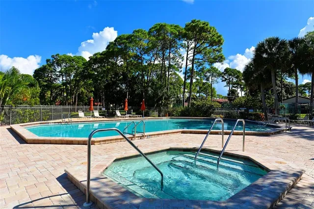 $2,500 | 3711 Pinecone Court, Unit 168, Sarasota, FL 34238