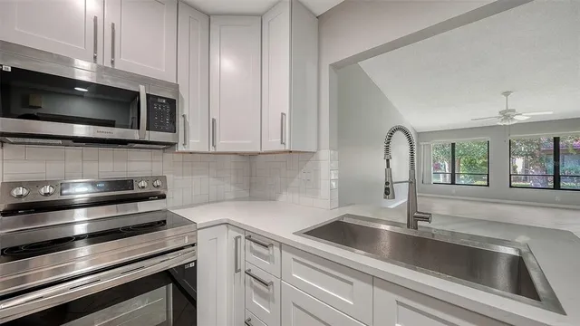 $2,500 | 3711 Pinecone Court, Unit 168, Sarasota, FL 34238