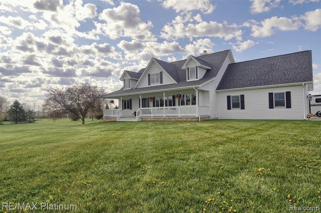 7766 Clyde Road Fenton, MI 48430 - Photo 3 of 31