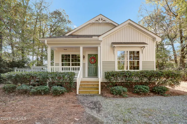 $305,000 | 5377 Highway 41, Wallace, NC 28466