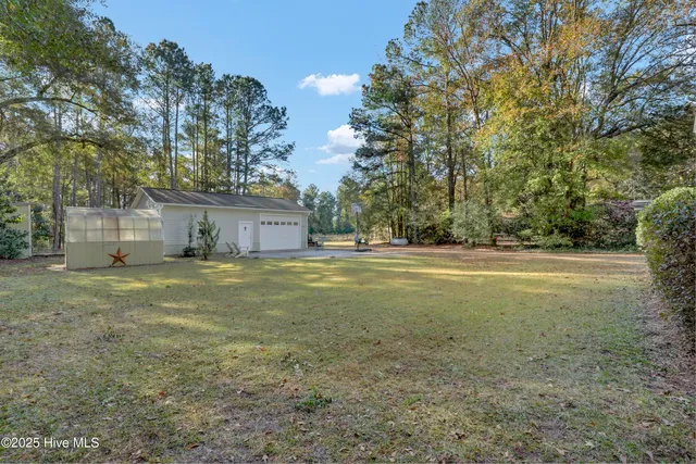 $305,000 | 5377 Highway 41, Wallace, NC 28466