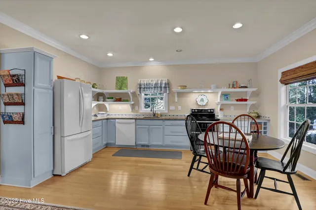 $305,000 | 5377 Highway 41, Wallace, NC 28466