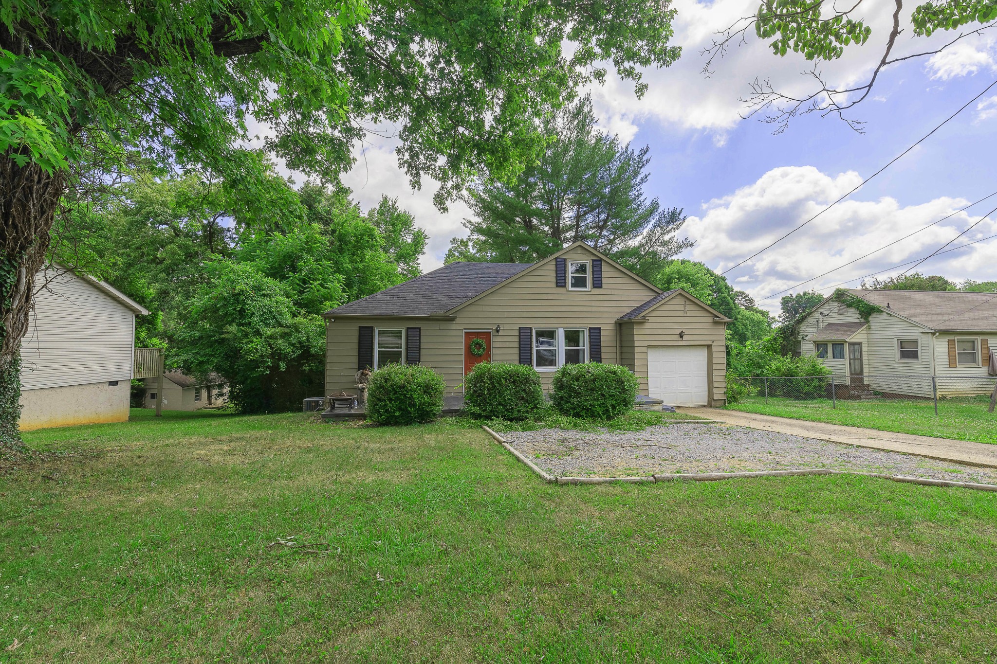 5402 Villa Road Knoxville, TN 37918 - Photo 1 of 12 Gallery Image 1