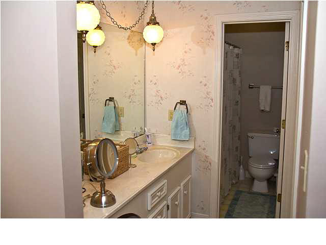 312 Riser Street Jackson, MS 39272 - Photo 10 of 13 Master Bath, Walk-In-Closet