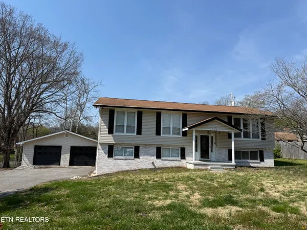 $399,900 | 7769 Maida Vale Circle, Powell, TN 37849