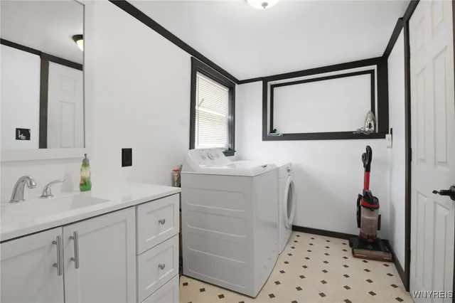 $699,900 | 60 Fay Street, Orchard Park, NY 14127