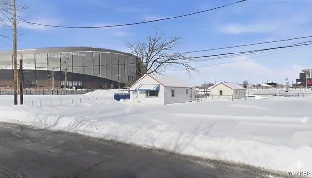 $699,900 | 60 Fay Street, Orchard Park, NY 14127