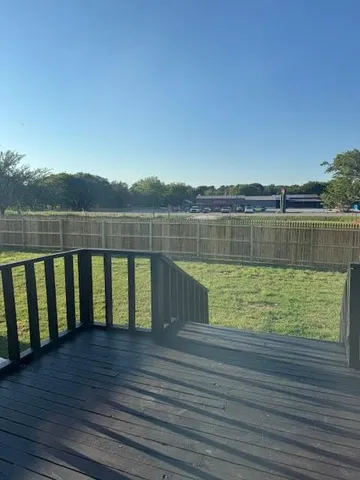 $2,000 | 145 Clayton Road, Azle, TX 76020