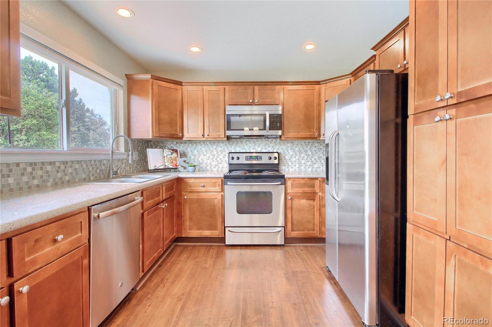 694 Ridgeglen Way Highlands Ranch, CO 80126 - Photo 14 of 28 Gallery Image 14