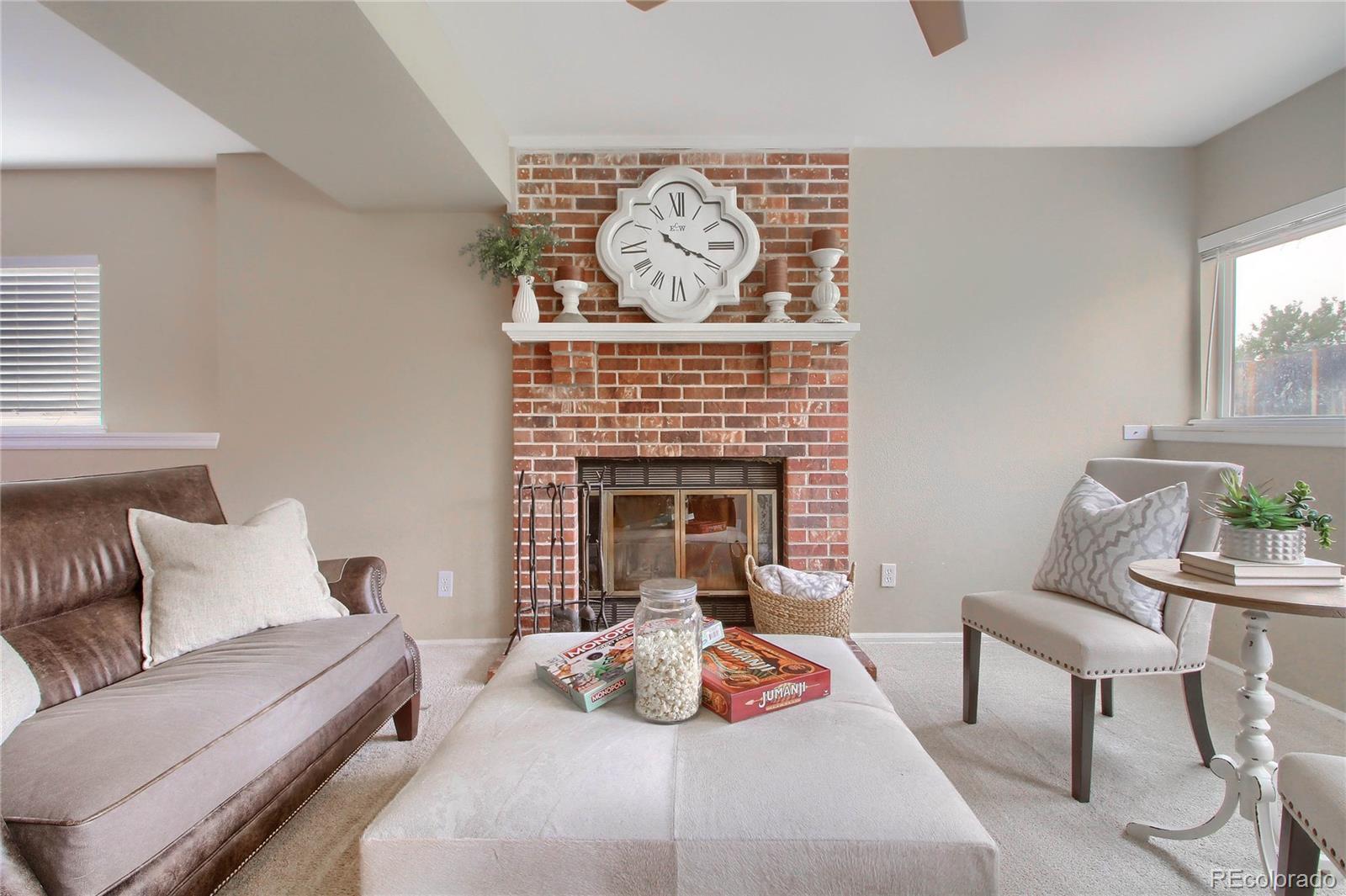 694 Ridgeglen Way Highlands Ranch, CO 80126 - Photo 6 of 28 Gallery Image 6