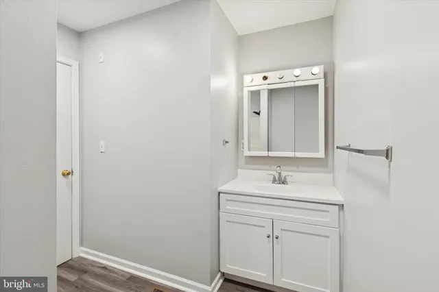 $1,900 | 908 Green Street, Norristown, PA 19401