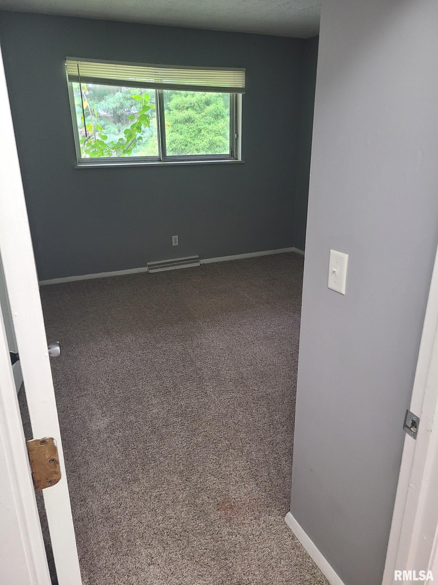 1209-1211 Interlacken Road Springfield, IL 62704 - Photo 14 of 17 Gallery Image 14