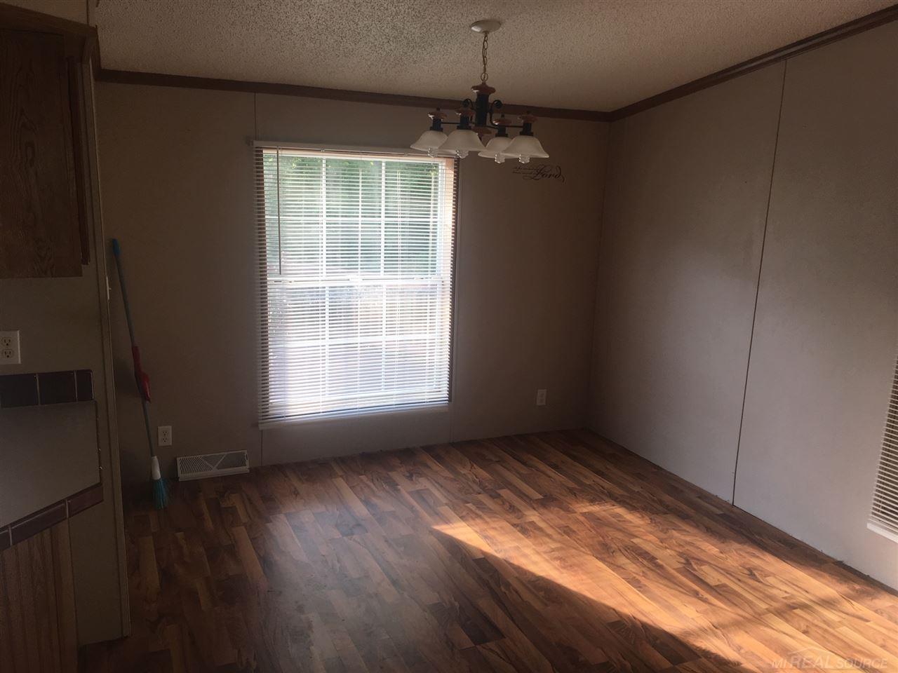 6865 Lyons Road Imlay City, MI 48444 - Photo 12 of 27