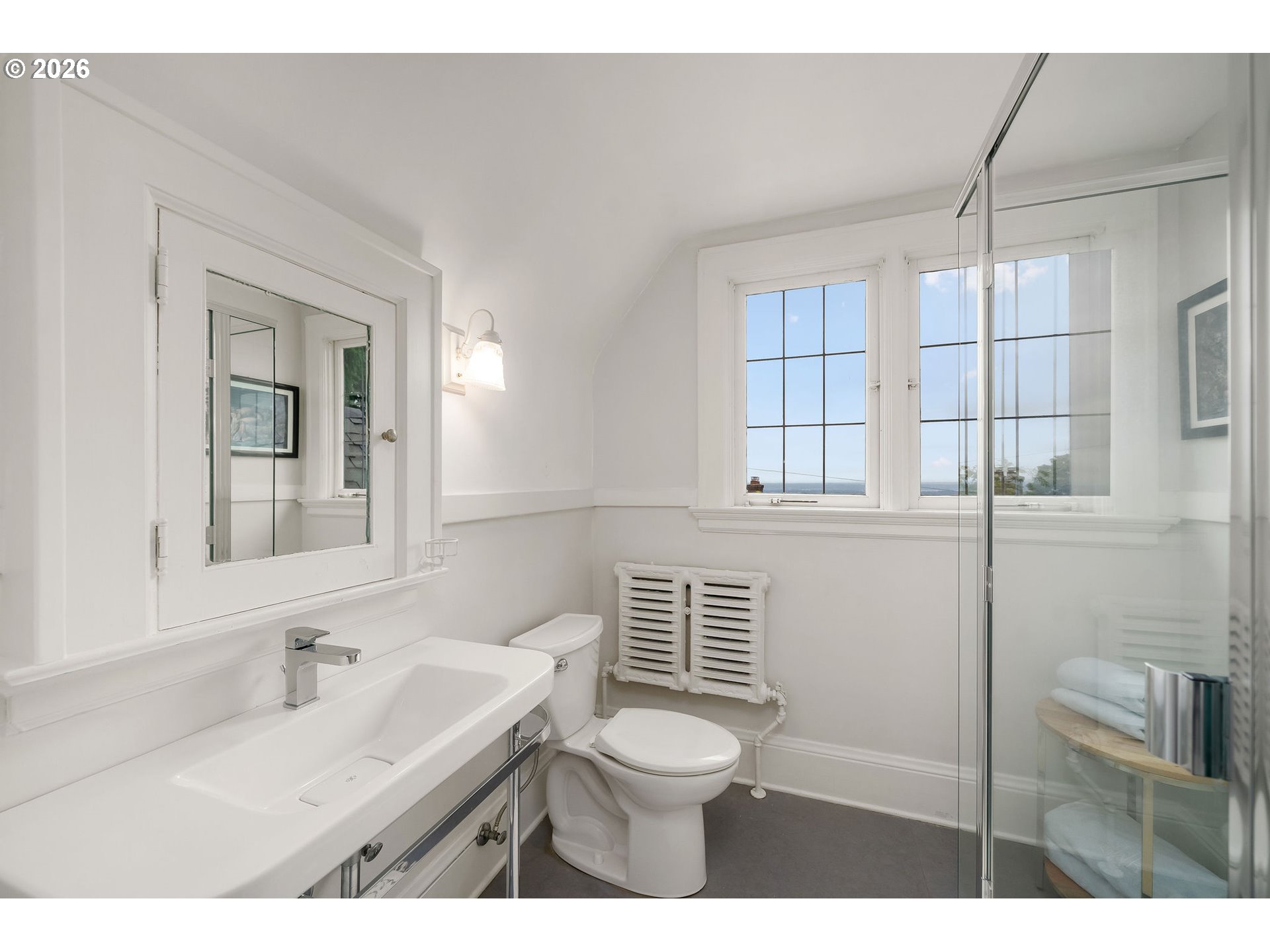 1708 Southwest Hawthorne Terrace Portland, OR 97201 - Photo 34 of 48 Bathroom