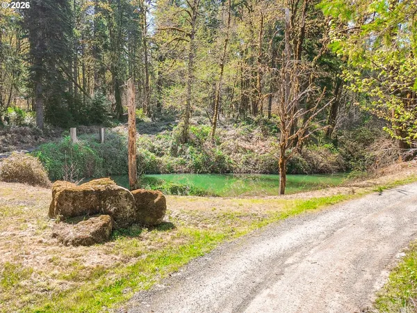 $939,000 | 44130 Santiam Highway, Foster, OR 97345