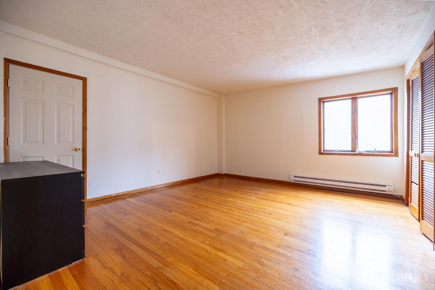 353 Springfield Avenue Summit, NJ 07901 - Photo 11 of 14