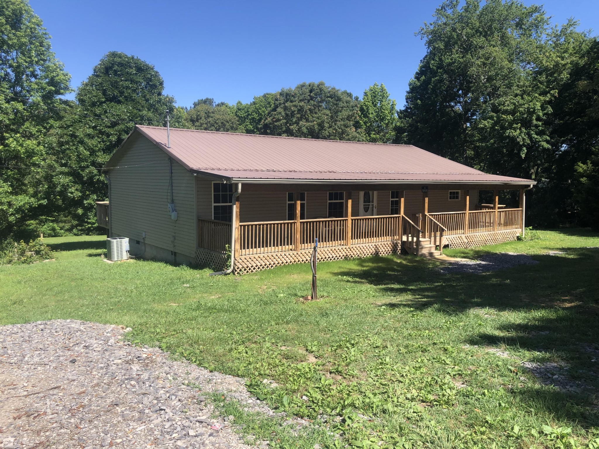 139 Ridge Road Old Fort, TN 37362 - Photo 2 of 26 Gallery Image 2
