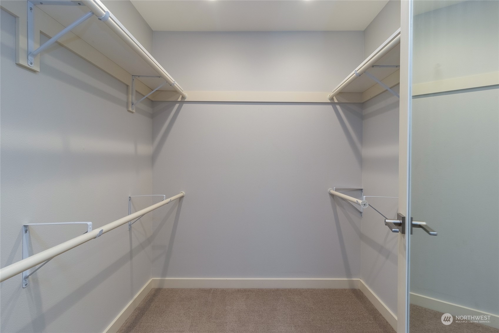 1479 Spring Branch Road Walla Walla, WA 99362 - Photo 18 of 40 a view of walk in closet