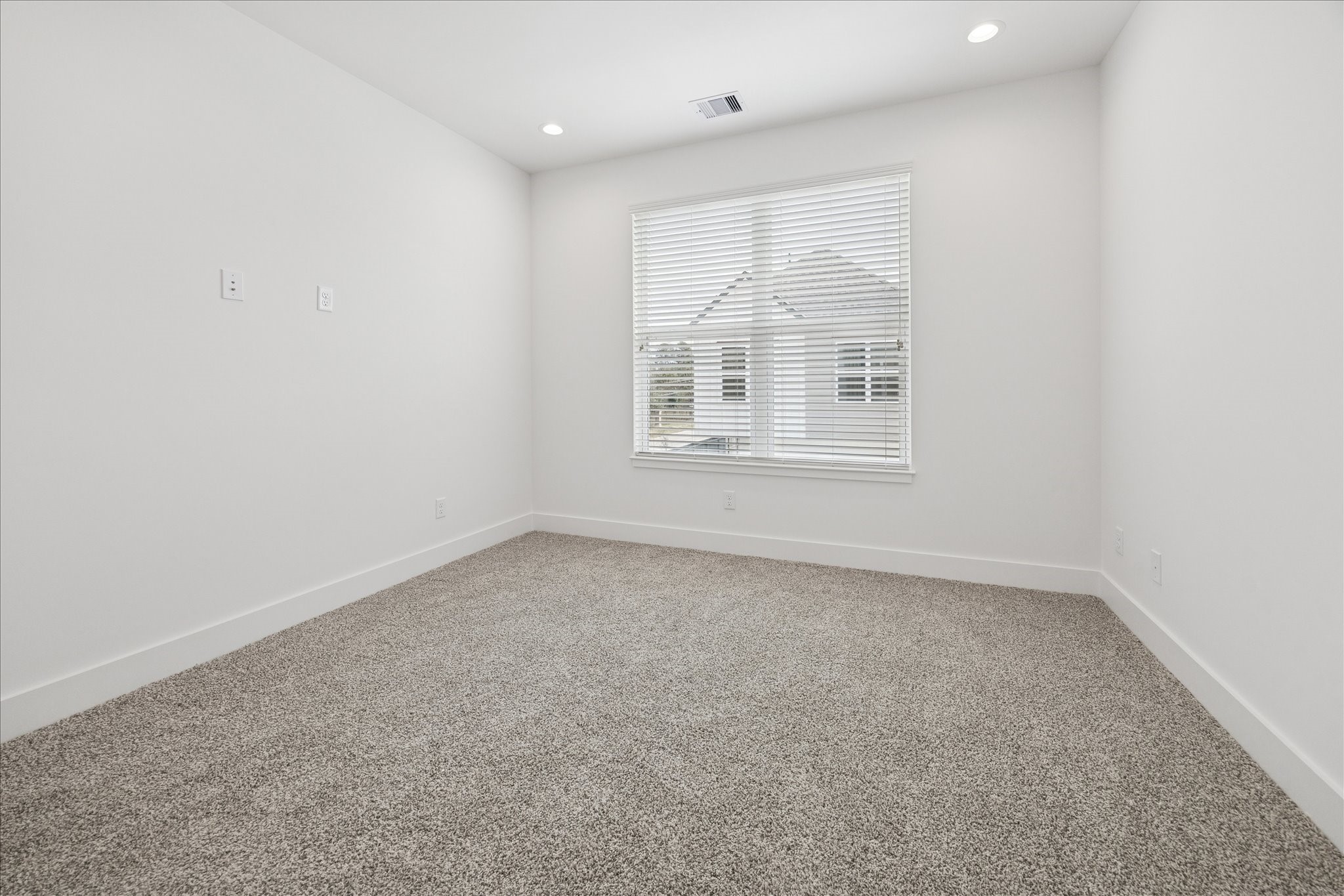 1830 West Tidwell Road Houston, TX 77091 - Photo 35 of 46 Photos are of the model home within the community * not of actual home*