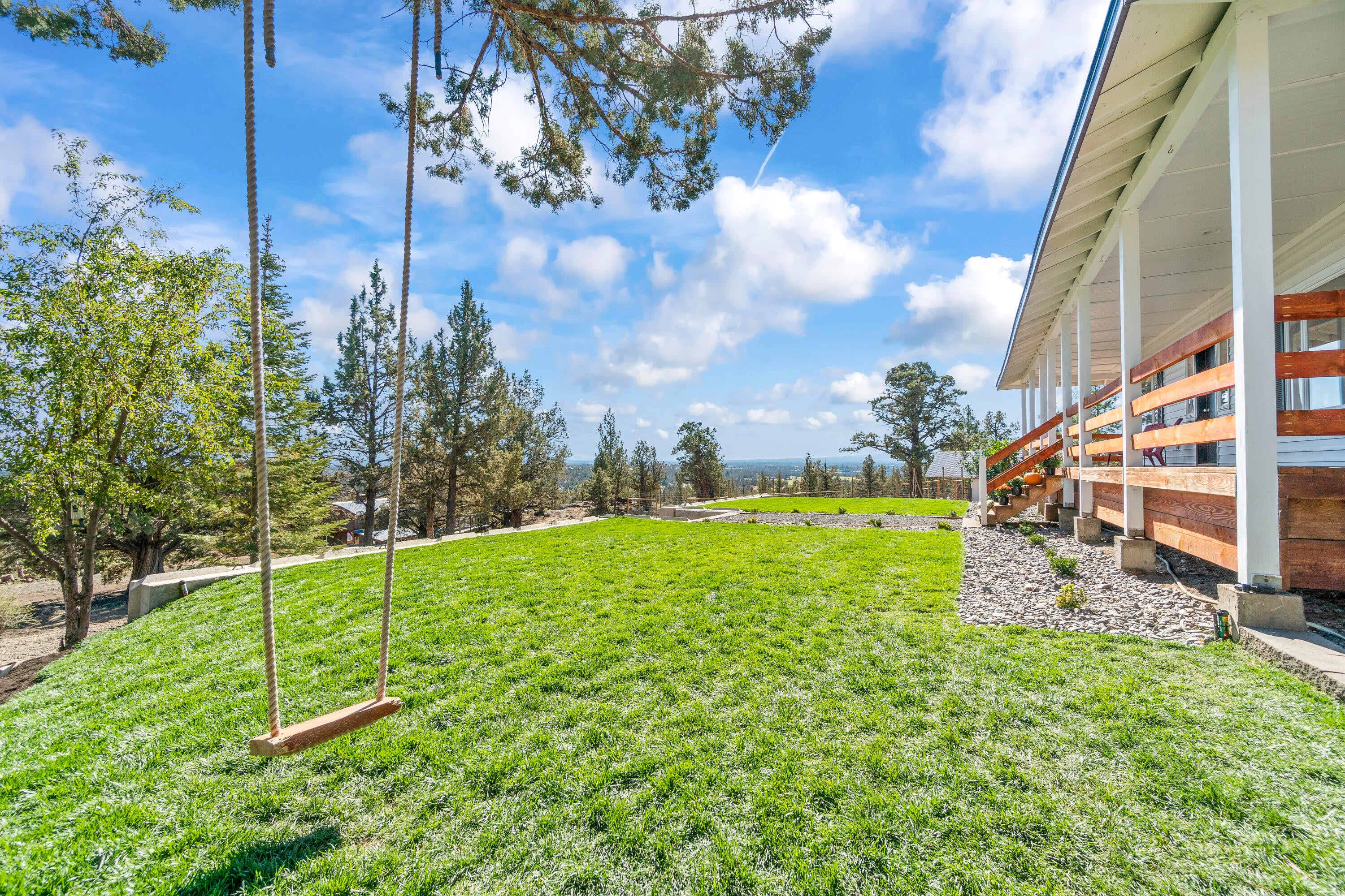 19192 Dusty Loop Bend, OR 97703 - Photo 41 of 45 Gallery Image 41