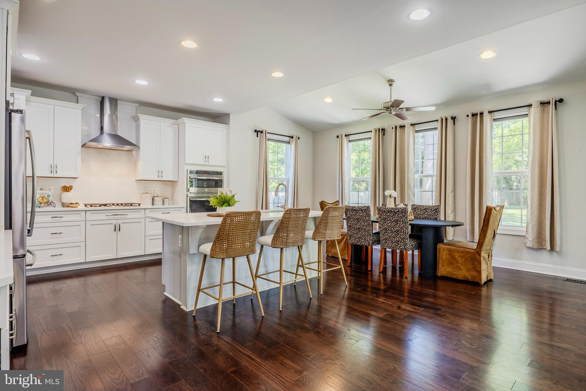 2905 Random Road Falls Church, VA 22042 - Photo 11 of 74 Chef's kitchen and dining area