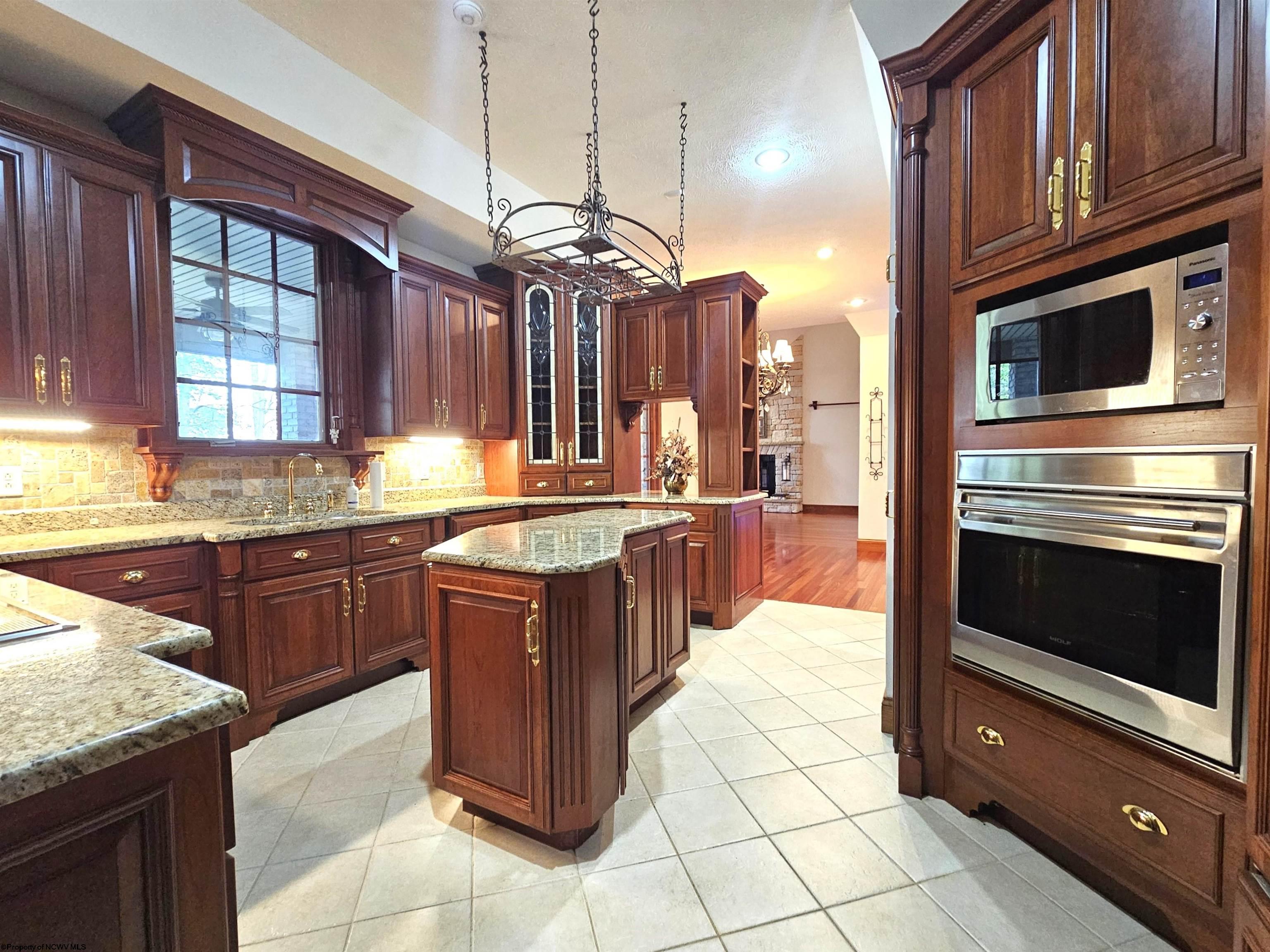 379 Pheasant Ridge Road Bridgeport, WV 26330 - Photo 13 of 50 Gallery Image 13